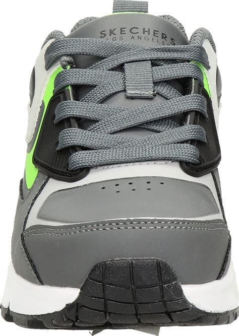sneaker jongen maat 33